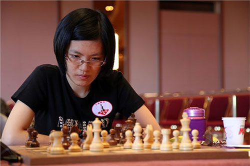 La campeona del mundo Hou Yifan de Cercle d'Echecs de Monte-Carlo, 2.736 de R. P. 