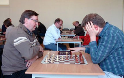 Lanka jugando con Shirov, su ex pupilo en 2011