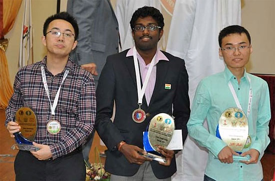 3º Ni Hua, 2º B. Adhiban y 1º Yu Yangyi