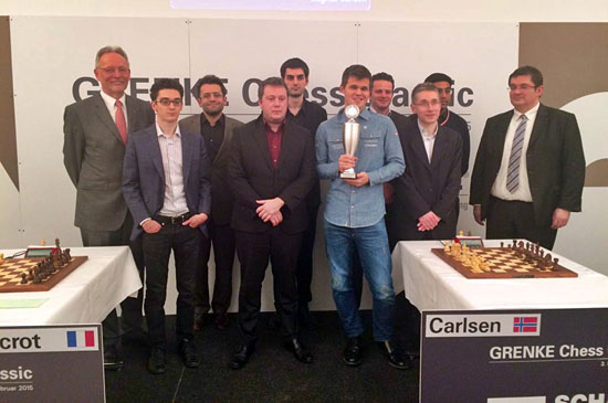 Participantes, organizadores y el vencedor
