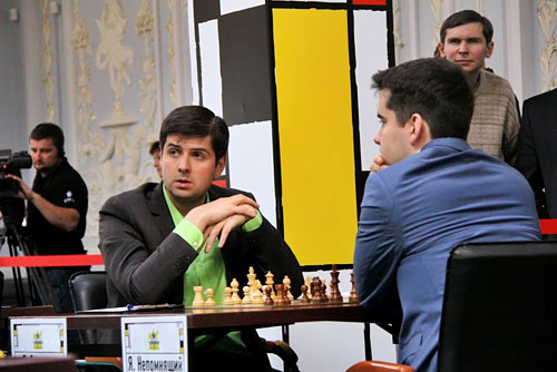 R 1 Svidler consigue un triunfo que resultó decisivo ante Nepomniachtchi