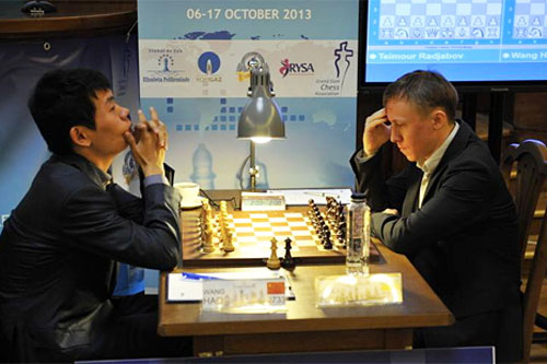 R 10 Wang Hao derrota a Ponomariov y sale segundo