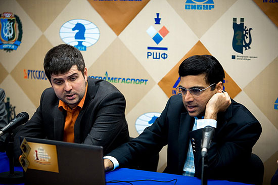 R 14 Conferencia de prensa de Svidler y Anand