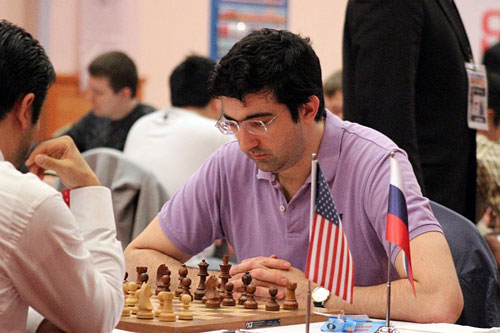 R 2 Kramnik cae ante Nakamura