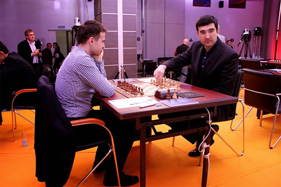 R 2 Kramnik vence por ataque a Inarkiev 