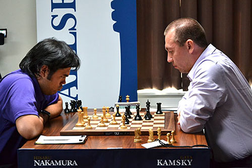 R 2 Nakamura juega la fuerte 29.Tf1 y presiona la posición de Kamsky 