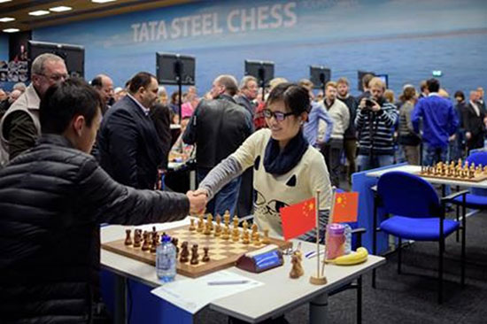 R 2 duelo chino Hou Yifan cae ante Ding Liren