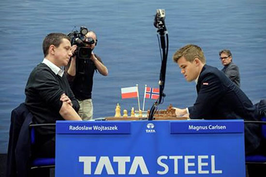 R 3 derrota de Carlsen ante Wojtaszek