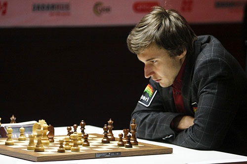R 4 Karjakin buscando cómo castigar 26.f4 de Aronian. Norway 2013