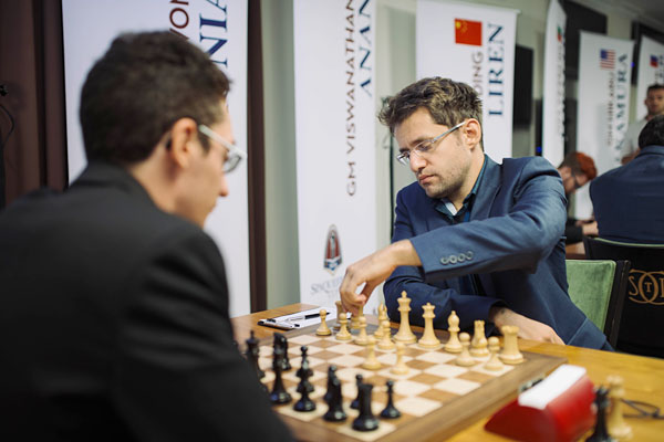 R 4 Un enfermo Aronian empata con Caruana