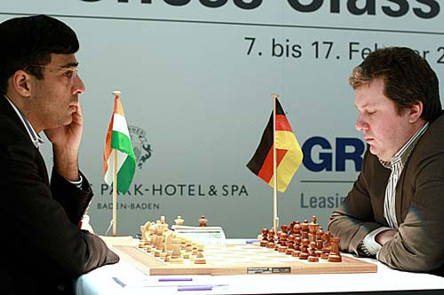 R 5 Anand vence a Naiditsch