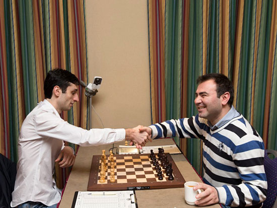R 5 Jobava logra su primer triunfo, ante Mamedyarov