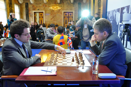 R 6 Aronian vs Adams