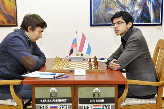 R 7 Karjakin vuelve a ganar, al entonces invicto Giri