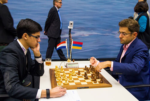 R 8 Giri vs Aronian