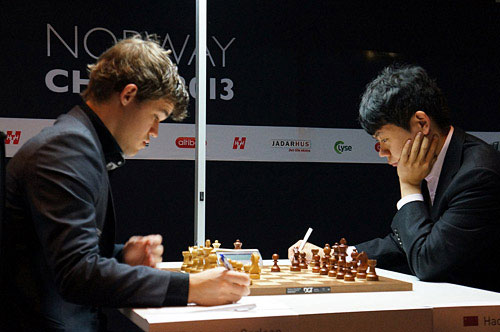 R 8 Gran sorpresa Wang Hao vence a Carlsen. Norway 2013