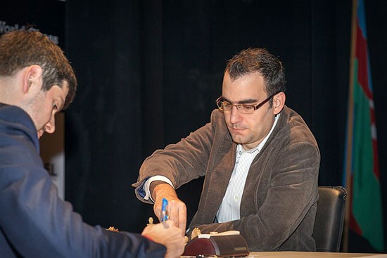 R 8 Svidler derrota a Domínguez