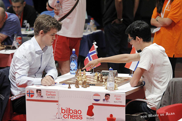 R 9 Giri a punto de jugar la perdedora 37...Ta8 ante Carlsen