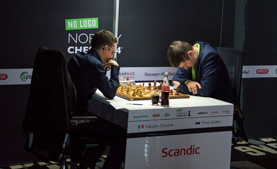 R2 Caruana logra un segundo triunfo, ante Svidler