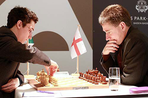 R9 Caruana vs Adams