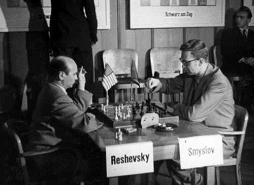 Reshevsky vs Smyslov 2 Zurich 1953