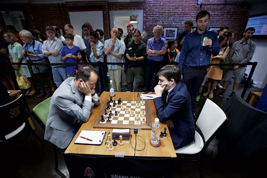 R6 MVL quiebra la Berlinesa de Topalov 