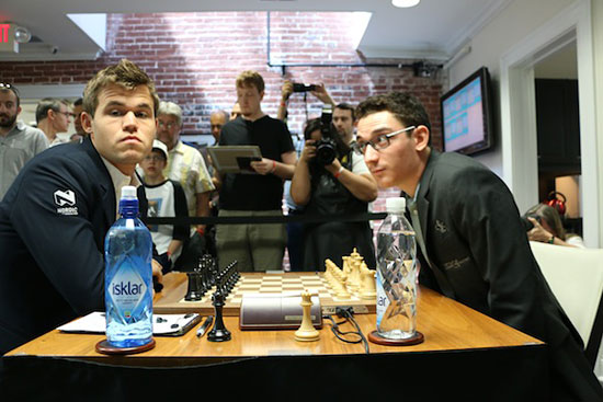 R2 Carlsen analizado con Rayos X por Caruana 