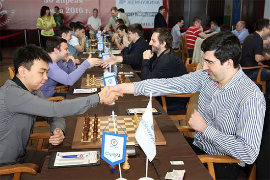 Sjugirov cae ante Kramnik