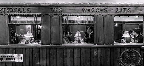 R 10 Los participantes en el Orient Express