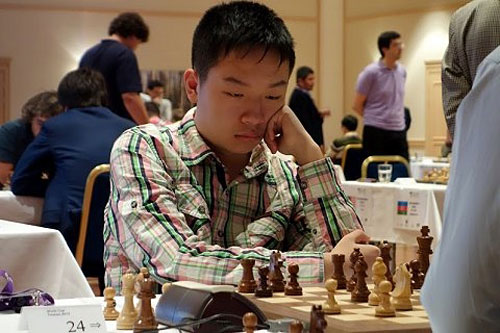 Wei Yi, superó a Nepomniachtchi y Shirov