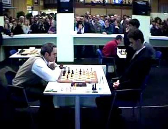 R 6 Leko vs Kasparov Wijk aan Zee 2001 2