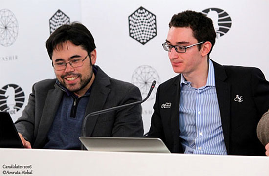 R 8 Buen humor de Nakamura a pesar de caer con Caruana