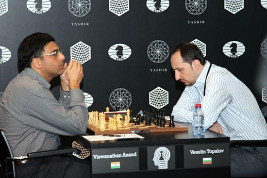 R 1 Anand vence a Topalov